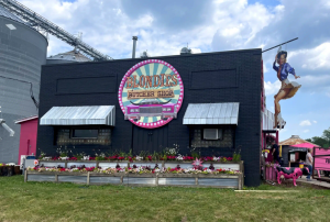 Creative Signs, Vinyl, & Vehicle Wraps in MN